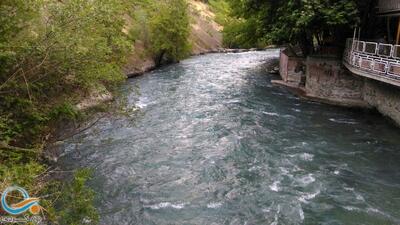 سرمای شدید در تهران و البرز/ رودخانه کرج یخ بست + فیلم