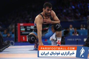 عکس | حسن یزدانی و زیارت امام رضا (ع) در هوای برفی - پارس فوتبال