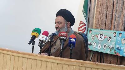 انقلاب اسلامی جبهه‌ای از موحدان را در برابر مستکبران گشود