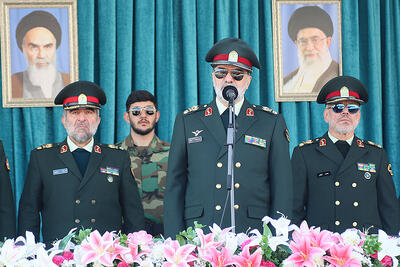 افسران و درجه‌داران پلیس ایران در همه سطوح آماده ایستادگی در برابر دشمن هستند