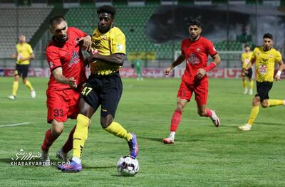 لطف بزرگ تراکتور و سپاهان به پرسپولیس و فولاد!