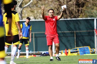 مهدوی کیا: مثل کریم باقری و علی دایی رفیق پولدار ندارم که پرسپولیس را بخرند! - پارس فوتبال