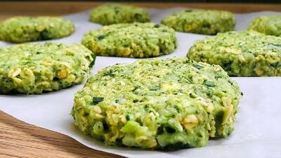 غذا با کلم بروکلی / طرز تهیه کوکو با کلم بروکلی و جو دوسر