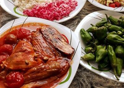 روش تهیه خورش بادمجان؛ از ادویه تا ترفندهای پخت - سبک ایده آل