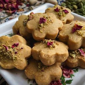 طرز تهیه شیرینی حلوایی سالم و خوشمزه مخصوص ماه رمضان