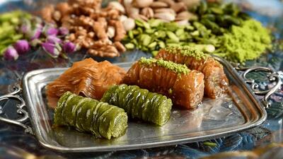 طرز تهیه باقلوا تبریزی در خانه شیرینی خوشمزه برای عید نوروز