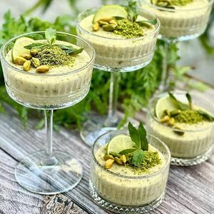 طرز تهیه محلبی پسته مخصوص ماه رمضان+ فیلم - سبک ایده آل