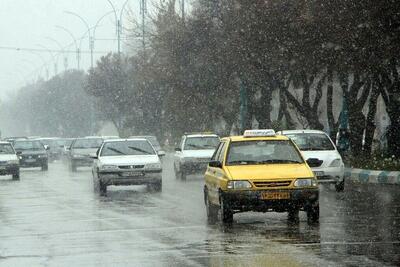 آغاز بارش برف و باران و ترافیک نیمه‌سنگین در جاده‌های کشور | رویداد24