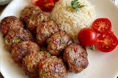 طرز تهیه کوفته استانبولی با طعمی به‌یادماندنی (فیلم)