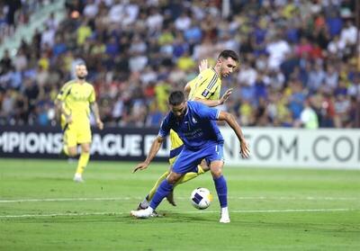 استقلال 0-1 النصر/ اشتباه کشنده حسینی استقلال را عقب انداخت