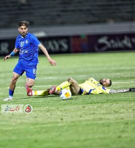 النصر2-0استقلال: شکست یک نیمه‌ای استقلال مقابل النصر