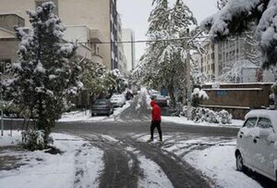 بارش باران و برف در ۲۱ استان