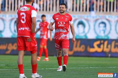 یک پرسپولیسی علیه کارتال، یک بندر مقابل پرسپولیس! - پارس فوتبال