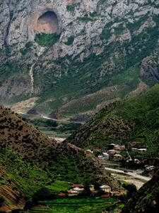 نمایی زیبا از غار اسپهبد در سوادکوه