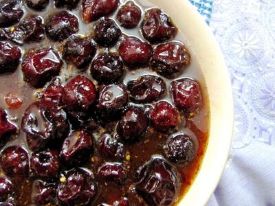 طرز تهیه ترشی عناب؛ با طعم دلپذیر و خوشمزه - فراشپز