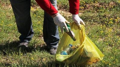 پاکسازی حاشیه جاده شبستر تا روستای زنگی