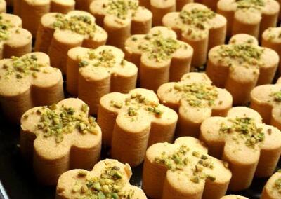 طرز تهیه شیرینی نخودچی شکری مخصوص نوروز