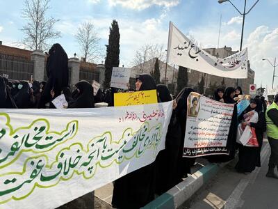 روزنامه زاکانی: برخی افراد مطالبه حجاب را تبدیل به تهمت و افترا به سران قوای نظام کرده‌اند | رویداد24