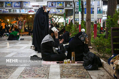 احیای شب بیست و سوم ماه رمضان در گلزار شهدای قم