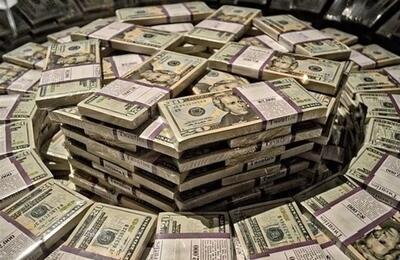 جدیدترین پیش بینی قیمت دلار و طلا تا پایان اردیبهشت ۱۴۰۴