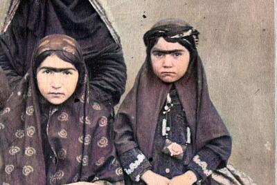سفر به عصر قاجار؛ از «مردان شپش‌گیر» تا «دختر کتابخوان» (عکس)