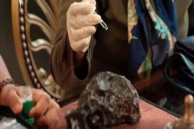 آگهی‌های میلیاردی برای فروشنده شهاب‌سنگ پس از پخش سریال «پایتخت»؛ ۲۳ کلاهبردار دستگیر شدند