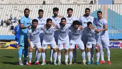 ترکیب عجیب ملوان مقابل سپاهان!