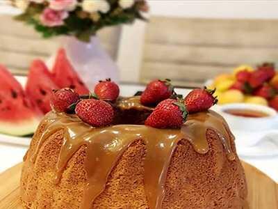 نوید پورفرج از کیک تولد عاشقانه و قلب قلبی اش در این قاب رو نمایی کرد اندیشه معاصر