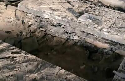 تخریب قبر حافظ اسد و انتقال بقایای جسد او به مکانی نامعلوم