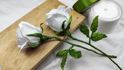 آموزش ساخت گل رز با روبان ساتن در چند دقیقه