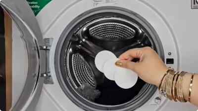 جرمگیری و سرویس لباسشویی در خانه بدون هزینه / نحوه شستن لباس های رنگی و سفید