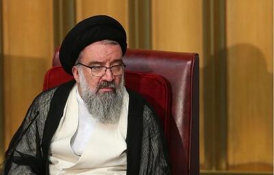 احمد خاتمی: بازی با نظام جمهوری اسلامی، بازی با دم شیر است