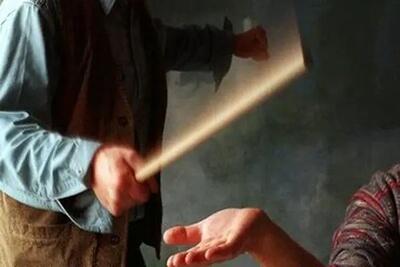 ادعای سخنگوی آموزش و پرورش؛ موارد تنبیه بدنی در مدارس از انگشتان دست کمتر است
