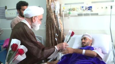 عیادت نماینده ویژه رهبر انقلاب از مصدومان حادثه بندرشهید رجایی