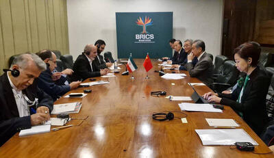 ایران متحدان راهبردی خود را در جریان مذاکرات با آمریکا قرار می‌دهد