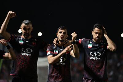 خلاصه بازی پرسپولیس 3-0 مس رفسنجان / امید سرخپوشان به شکست سپاهان و سهمیه لیگ نخبگان