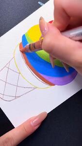 فیلم رنگ‌آمیزی دقیق یک بستنی قیفی با صدای دلنشین  + فیلم