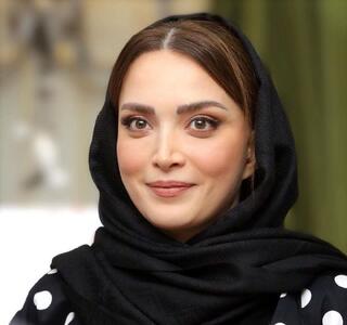 استایل شیک و جذاب بهنوش طباطبایی در یک مراسم + عکس جدید