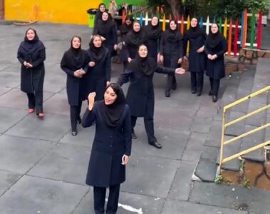 آواز پر طمطراق ؛ خانوم های معلم پر احساس می خونن بوی ریحونی شفای جونی