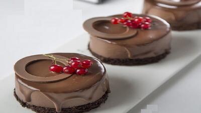 کیک دسر شکلاتی با بافت و طعم بینظیر