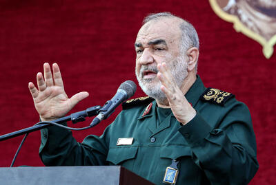 هشدار فرمانده‌کل سپاه به دشمنان: با کسانی سروکار داریم که سست هستند