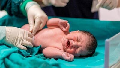 آمار تولد نوزادان ایرانی به زیر یک میلیون رسید