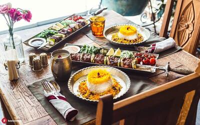 صورت‌حساب یک خانواده در رستورانی در تهران جنجالی شد!