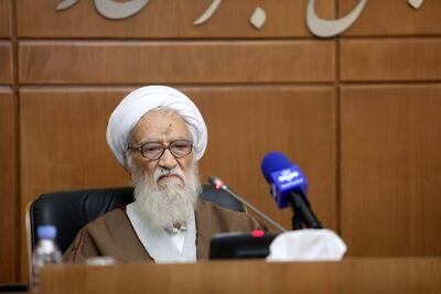 رئیس مجلس خبرگان رهبری: قوانینی تصویب کنیم که برای افراد محجبه امتیار قائل شود