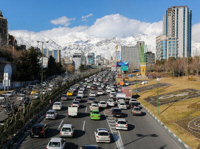 وزش باد، گرد و خاک و نوسان دما در تهران