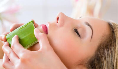 ماسک خانگی با چای سبز برای داشتن پوستی صاف و درخشان+فیلم - سبک ایده آل