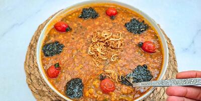 طرز تهیه آش گوجه فرنگی و آبغوره خوشمزه
