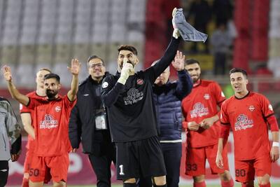 مربی پیشین پرسپولیس: بیرانوند نقش پررنگ در قهرمانی تراکتور داشت - پارس فوتبال