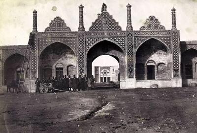 سفر به عصر قاجار؛ عکس یادگاری دختران ارمنی