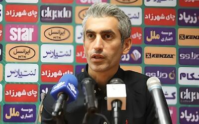 سرمربی استقلال: فوتبالیست‌ها هرچقدر پول بگیرند، نوش‌جان‌شان (فیلم)